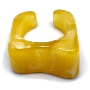 Caramel Cream and White Swirl Acrylic Geometric Open Chunky Ring Size 7